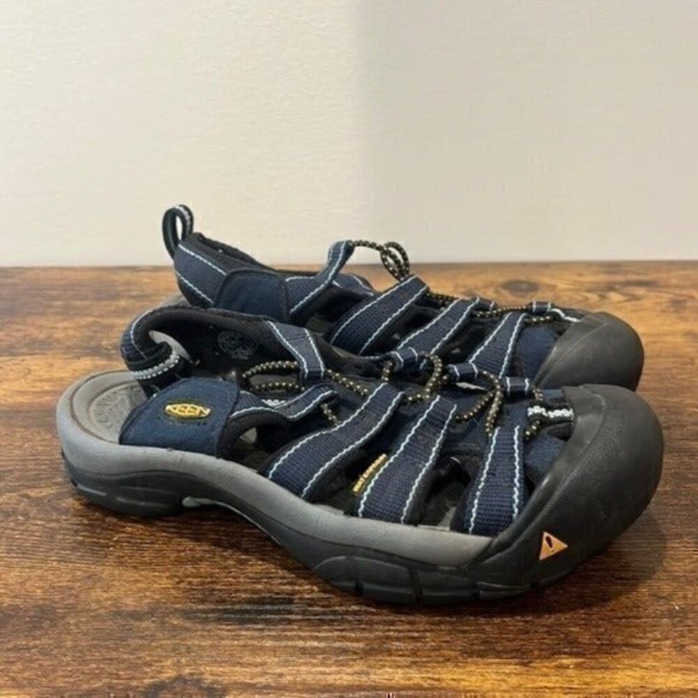 Keen Waterproof Hiking Sandals size 7 women